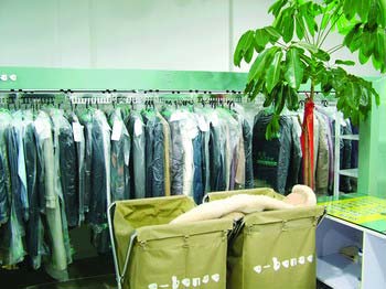 干洗發展好，閨蜜合伙開個店